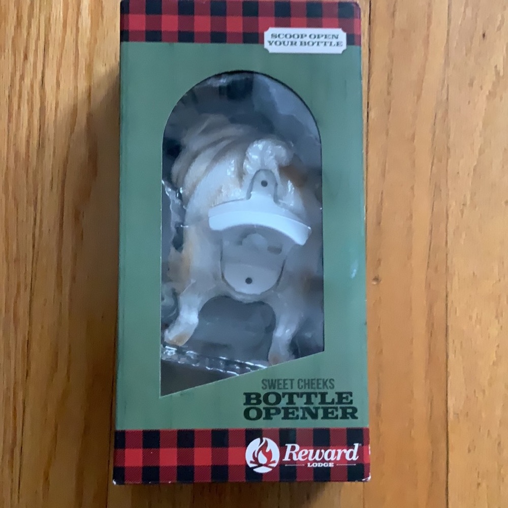 Bottle opener - pug’s sweet cheeks